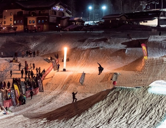 Зимние развлечения на территории курорта - Отель Марриотт Красная Поляна / Sochi Marriott Krasnaya Polyana