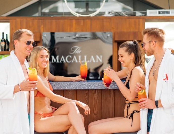 Pool-бар Macallan - Отель Марриотт Красная Поляна / Sochi Marriott Krasnaya Polyana
